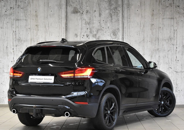 BMW X1 cena 132700 przebieg: 108000, rok produkcji 2021 z Szepietowo małe 352
